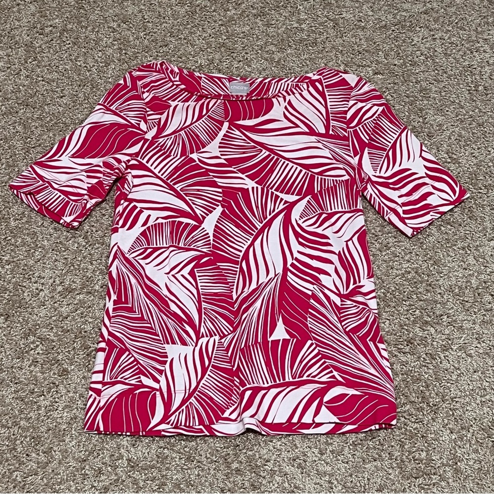 Chico’s Top Womens 0 Small Short Sleeve Pink Tropical Print Crewneck Cotton